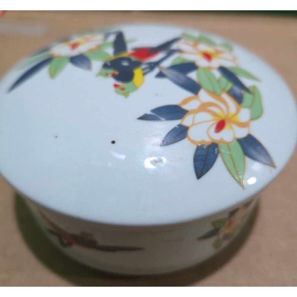 Vintage Porcelain Trinket Box Colorful Birds and Flowers - Picture 4 of 6